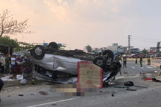 Vụ tai nạn nghiêm trọng ở Quảng Nam: Xe khách chở quá số người, vượt tốc độ
