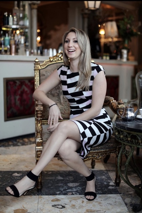 Người đứng sau màn cầu hôn triệu USD của giới nhà giàu-2