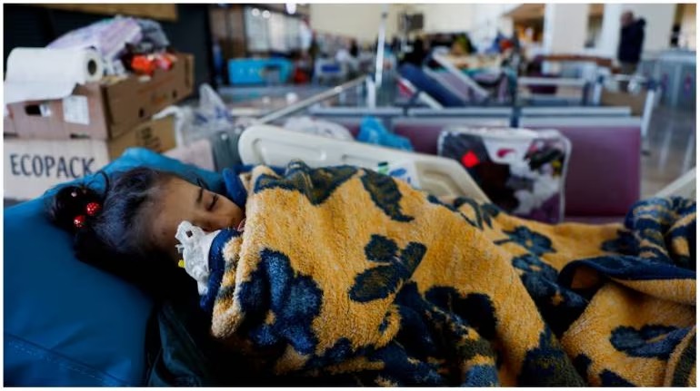 Chúng ta sắp chết hả bố?: Câu hỏi ngây ngô của đứa trẻ và nỗi ám ảnh từ thảm họa động đất-2