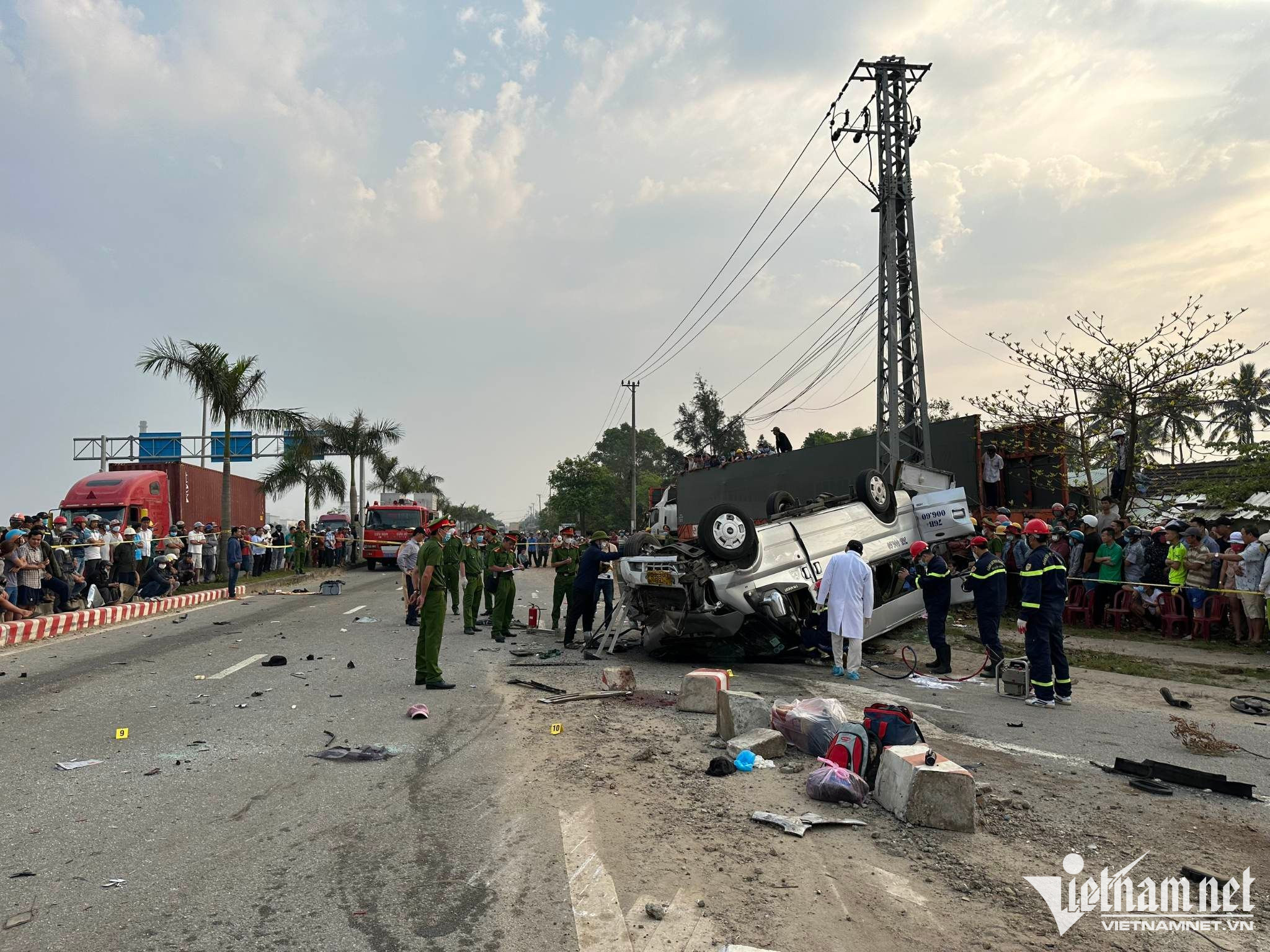 Vụ tai nạn thảm khốc ở Quảng Nam: Ai phải chịu trách nhiệm bồi thường?-1