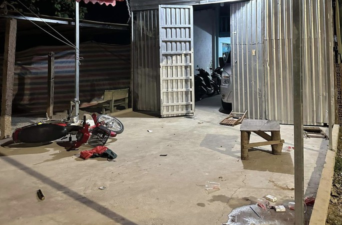 Suýt có án mạng vì nhắn tin rủ vợ bạn đi nhà nghỉ để trừ nợ-2