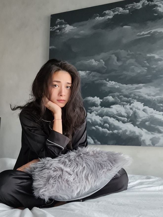 Ông xã Ngô Thanh Vân khoe căn hộ mới cải tạo độc đáo thú vị-18