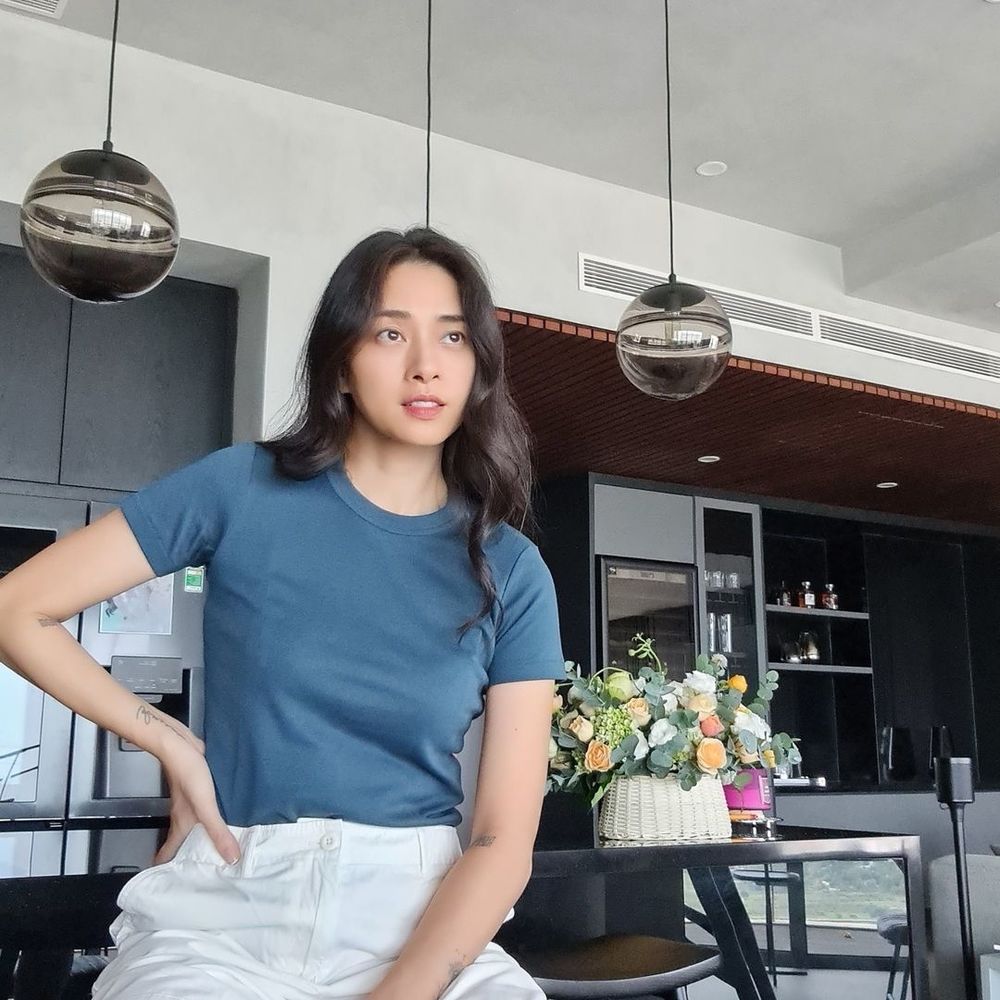 Ông xã Ngô Thanh Vân khoe căn hộ mới cải tạo độc đáo thú vị-27