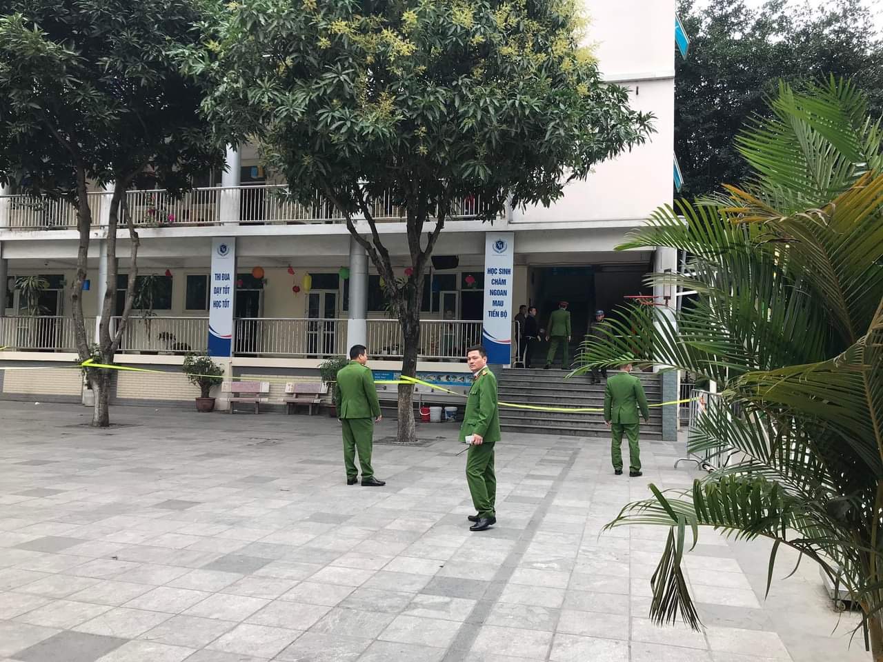 Hà Nội: Cháy trong Trường Tiểu học Yên Hoà-3