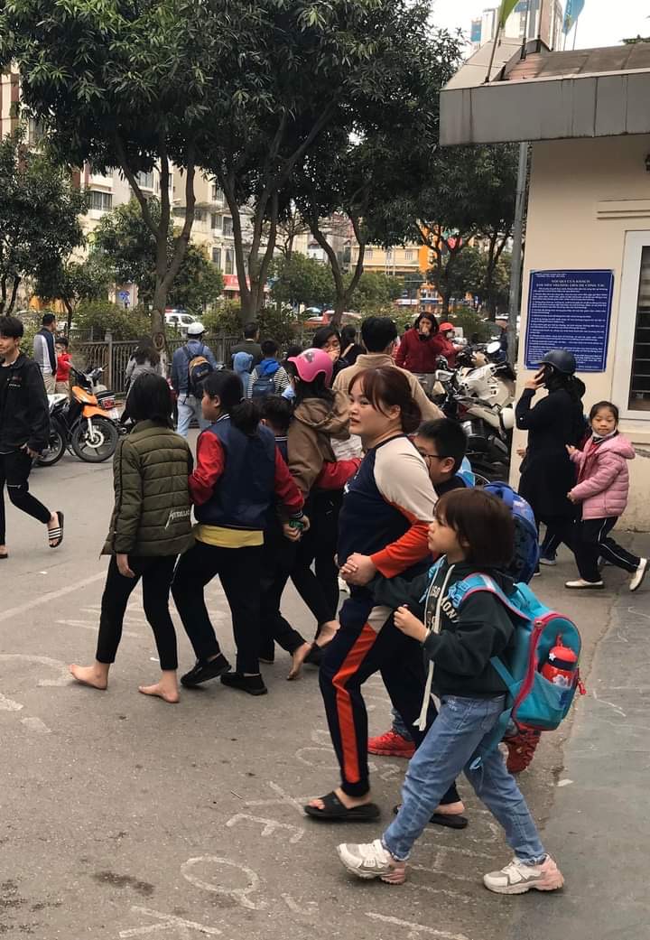 Hà Nội: Cháy trong Trường Tiểu học Yên Hoà-8