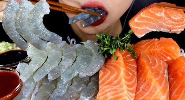 Kiểu ăn hải sản dù ngon nhưng dễ gây nhiễm sán, ngộ độc, rước bệnh-3