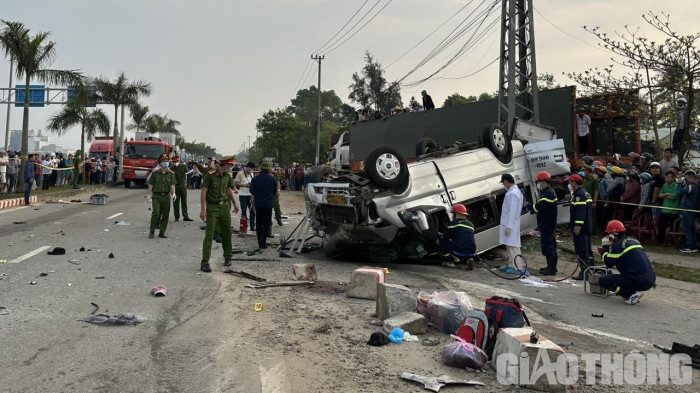 Lời khai của tài xế xe đầu kéo vụ TNGT 10 người tử vong ở Quảng Nam-1