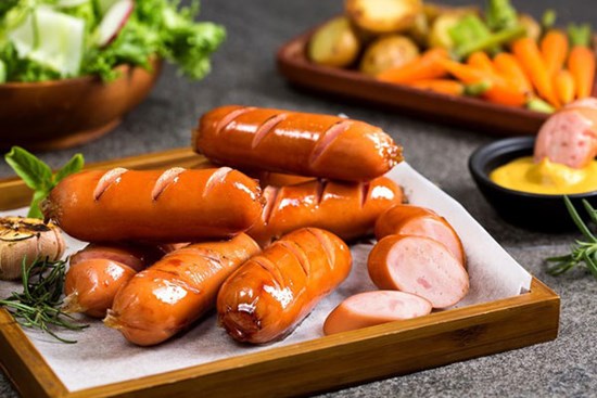 Bật mí công thức làm xúc xích thịt lợn, thành phẩm siêu ngon, hấp dẫn lại cực an toàn