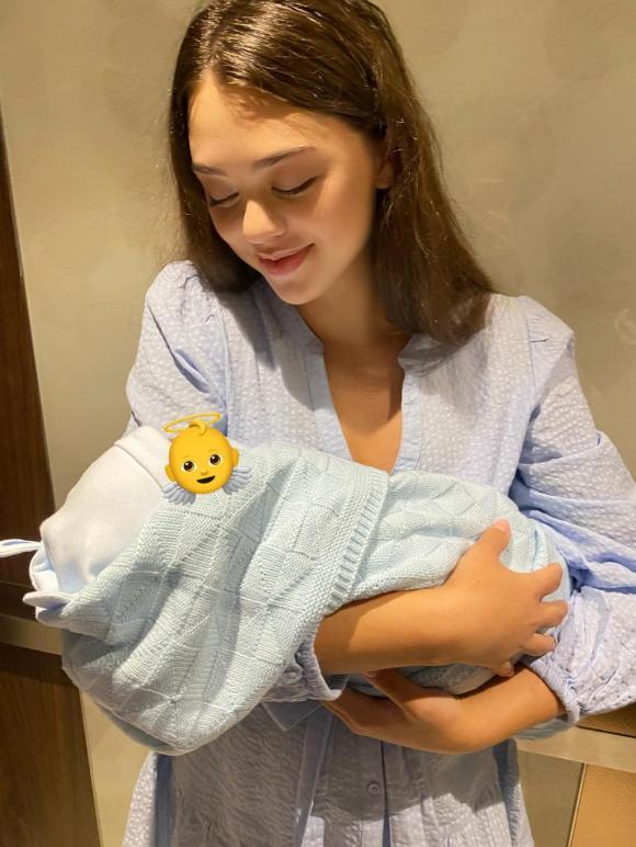 Vợ Tây Bùi Tiến Dũng khoe ảnh cực yêu của quý tử-3