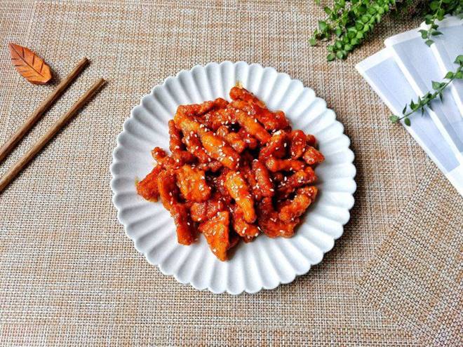 Bữa chiều có món ăn trôi cả nồi, thêm món phụ chua chua ngọt ngọt giòn tan sướng miệng-3