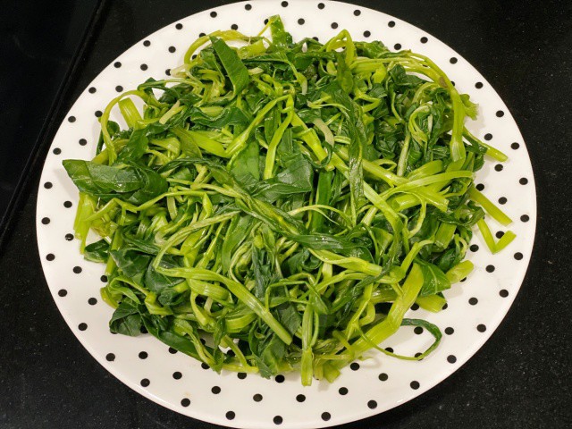 Bữa chiều có món ăn trôi cả nồi, thêm món phụ chua chua ngọt ngọt giòn tan sướng miệng-5