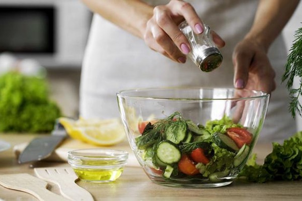 Thích ăn ngon kiểu này, hệ miễn dịch vẫn sụp đổ dù đủ chất-1