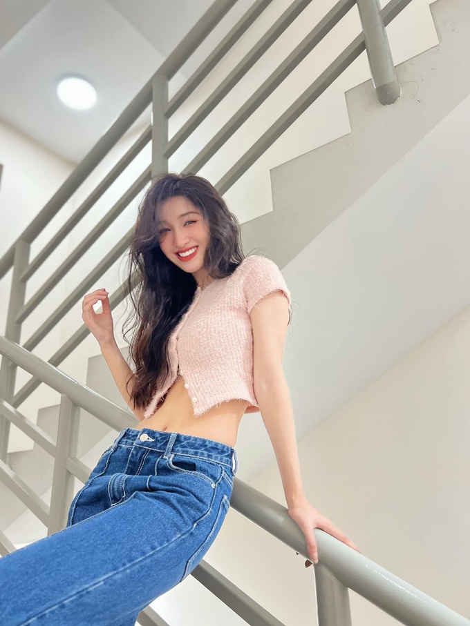 Nhan sắc đời thường ngọt ngào của Á hậu Việt có biệt danh thần tiên tỷ tỷ-11