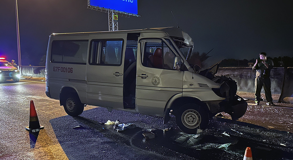 Vụ tai nạn 4 người chết trên cao tốc: Bắt giam tài xế do không cứu người-1