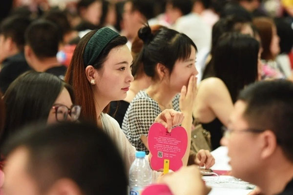 Chồng cật lực làm việc mua nhà, nào ngờ vợ lén lút ngoại tình-2