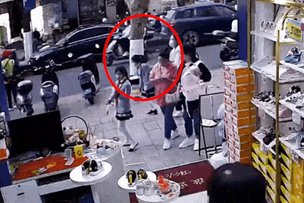 Nữ tài xế say xỉn ở Trung Quốc bị công khai tên tuổi, nam thì không-4