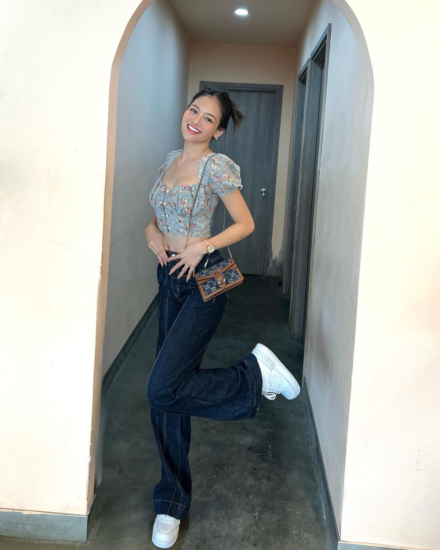 Style ngoài đời cực thời thượng của nữ chính Đừng nói khi yêu-6