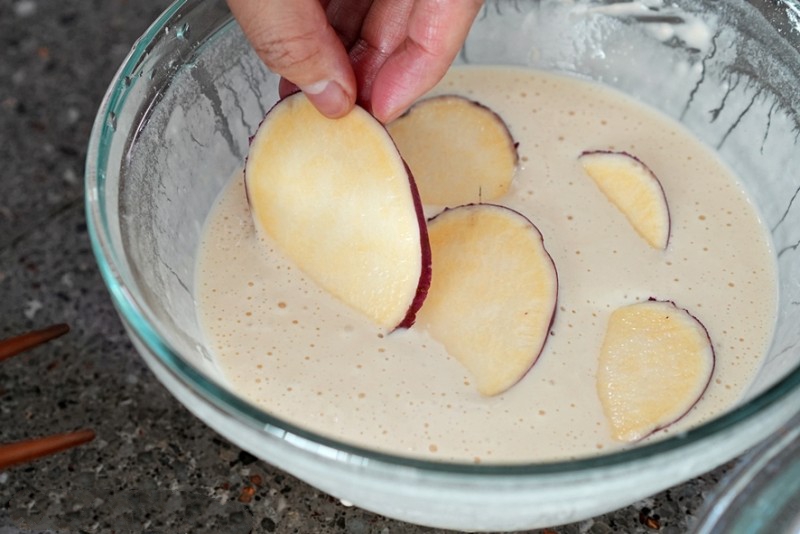 Muốn làm khoai lang chiên để lâu vẫn giòn tan, bạn không thể bỏ qua nguyên liệu này-5