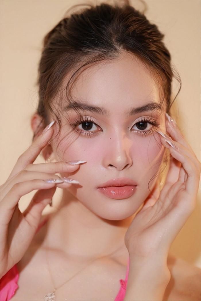 Đứng hình trước nhan sắc của Tiểu Vy sau 5 năm đăng quang Hoa hậu Việt Nam-2
