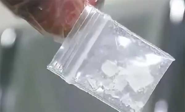 Chàng shipper giúp phá đường dây may tuý lớn nhờ 2 chiếc bánh bao-1