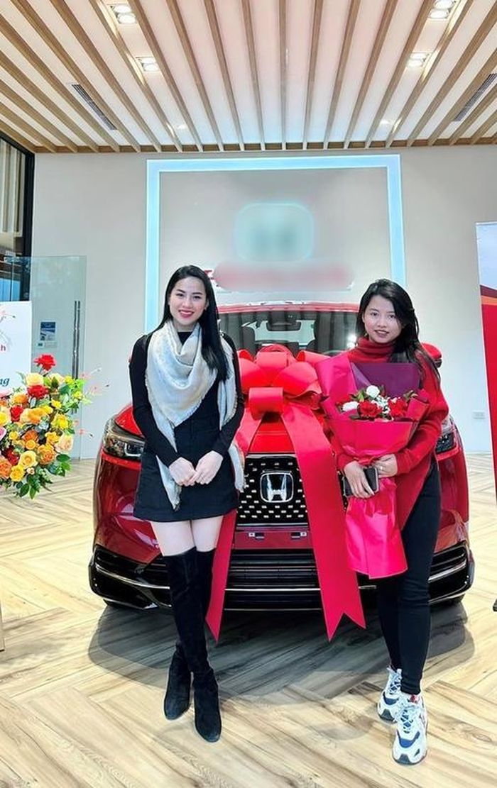 Chiến thần review Hà Linh gây bão vì làm điều này với chị gái-2