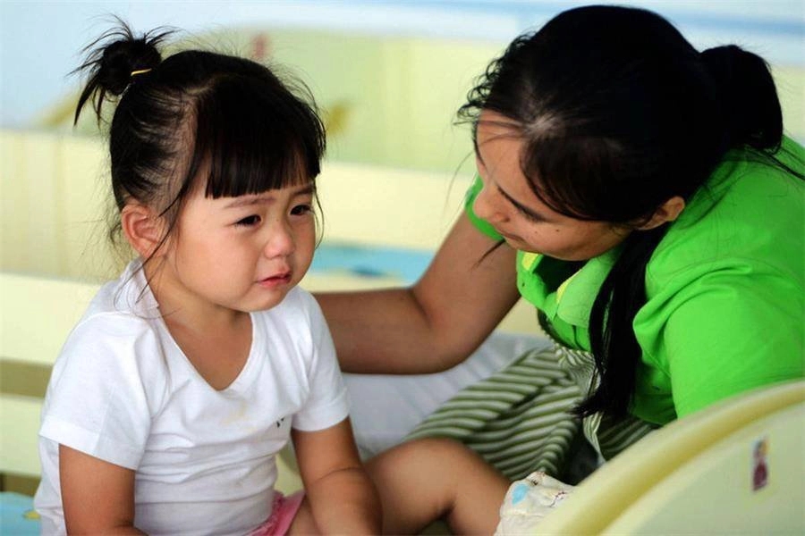 Cha mẹ chú ý đây là dấu hiệu cầu cứu của con: Chủ quan thờ ơ sẽ gây hậu quả khôn lường-2