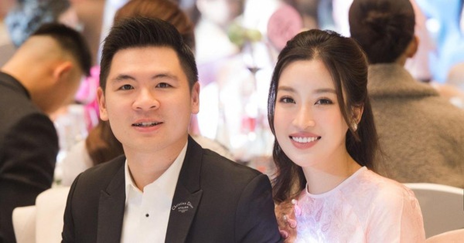 Con trai bầu Hiển bị soi kém ga lăng với vợ hoa hậu-6