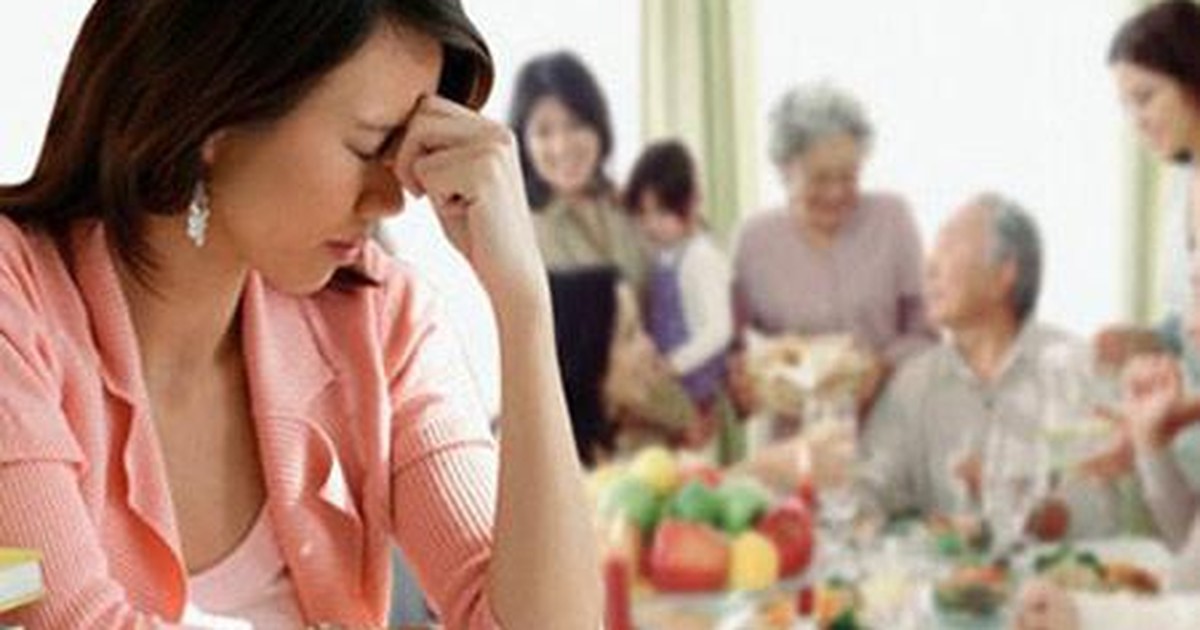 Tiền trong tủ luôn bị rút ruột, tôi lén lắp camera để rồi sững sờ thấy bóng dáng phụ nữ trẻ măng-1