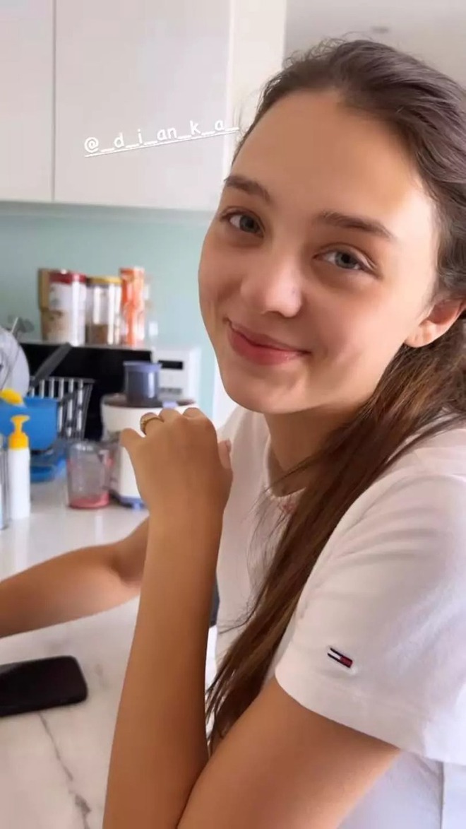 Dàn mỹ nhân không ngại khoe mặt mộc sau sinh-4