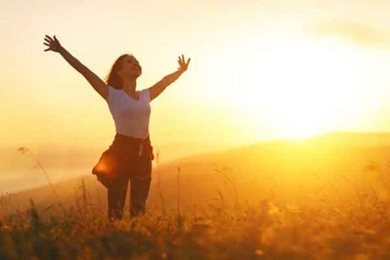 Hạnh phúc ở ngay trong tay bạn, đừng tìm kiếm ở đâu quá xa xôi