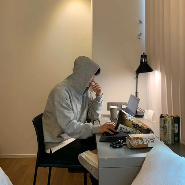 Nghiện chuyện ấy còn khó cai hơn nghiện rượu hoặc thuốc lá, bác sĩ chỉ ra dấu hiệu nhận biết-2