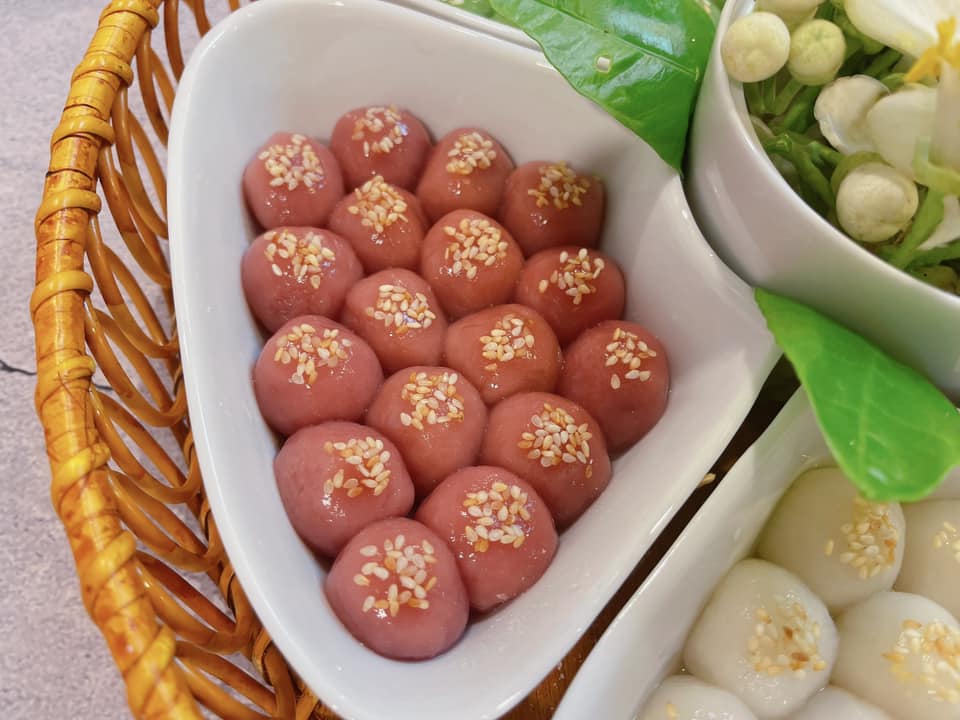Hơn 1 tháng nữa mới đến Tết Hàn thực, chị em đã khoe ảnh bánh trôi ngũ sắc rần rần mạng xã hội-2