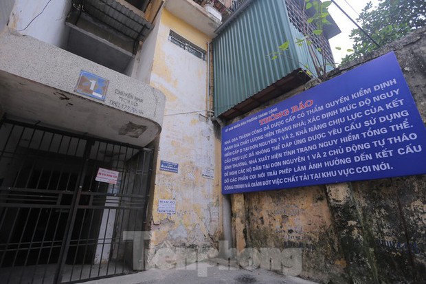 Chính quyền nói chung cư cũ nguy hiểm, người dân bảo nghiêng bền vững-2