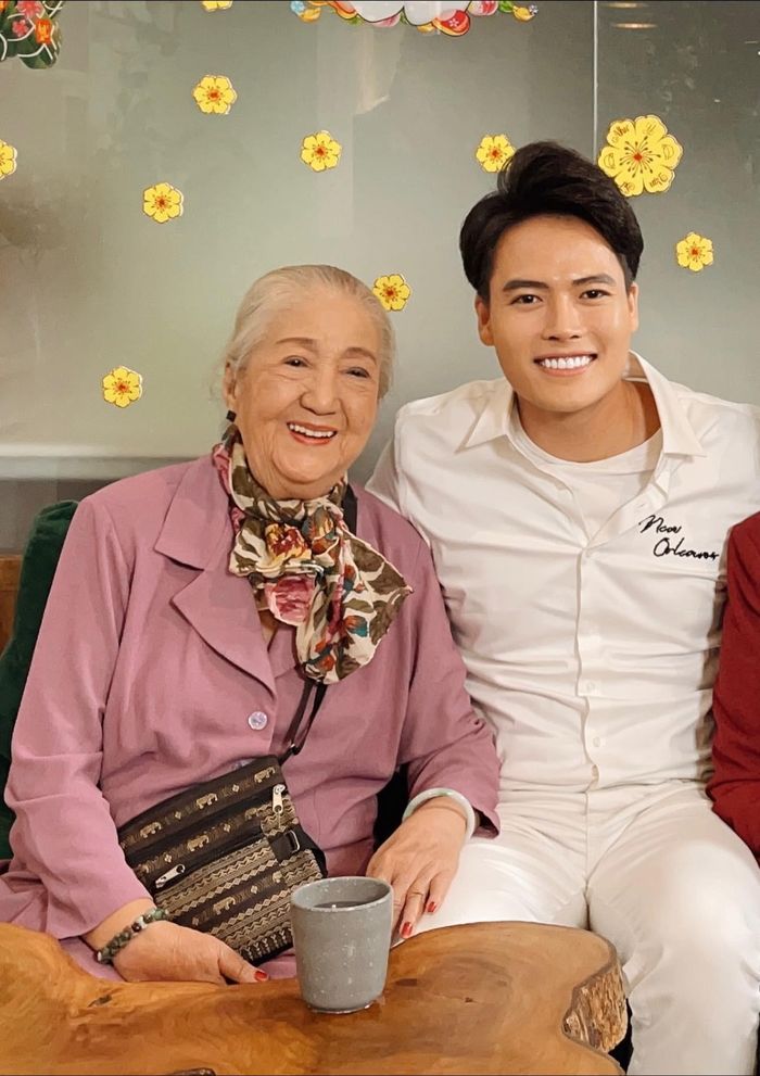 Nghệ sĩ Thiên Kim lúc nào cũng cười ríu rít, trừ lần cuối cùng...-3