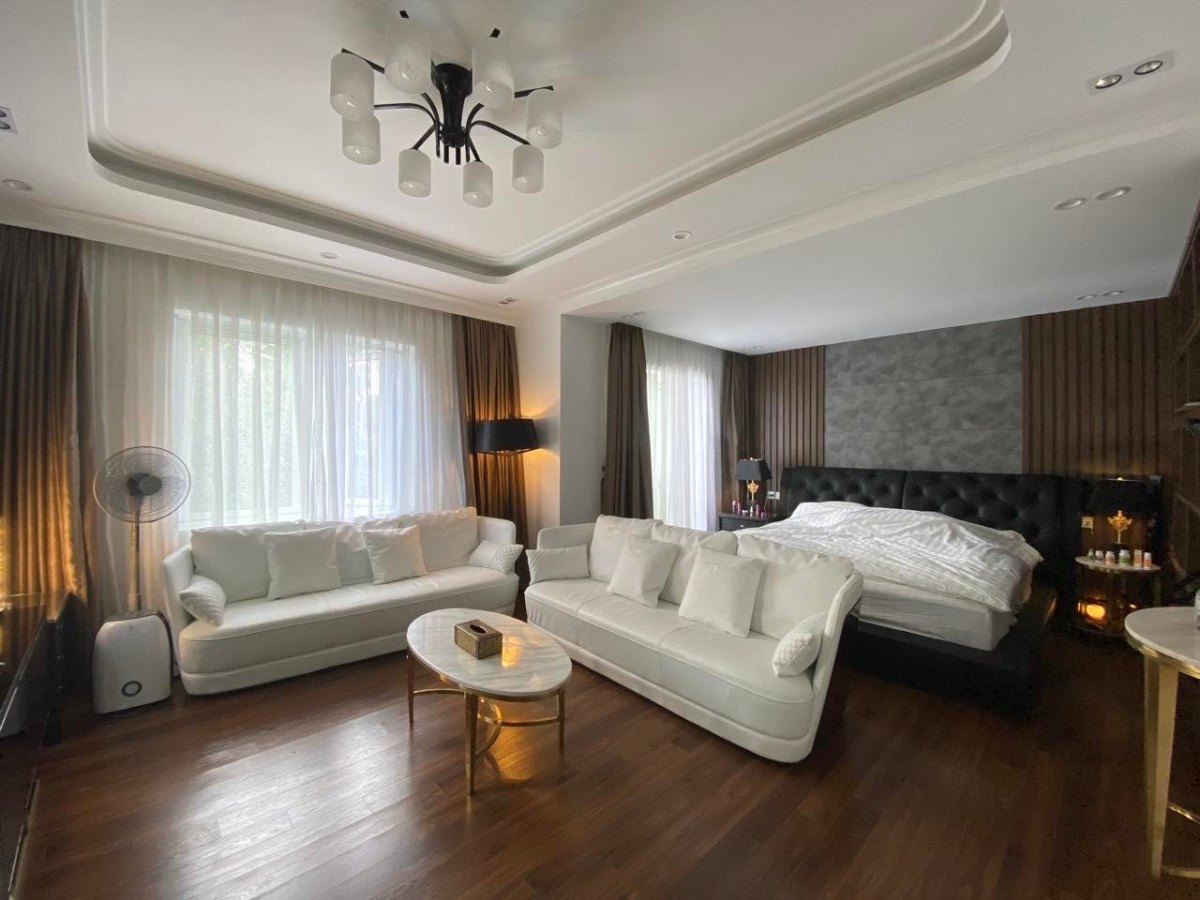 Cơ ngơi 50 tỷ đồng của ca sĩ được mệnh danh ông hoàng bất động sản-10