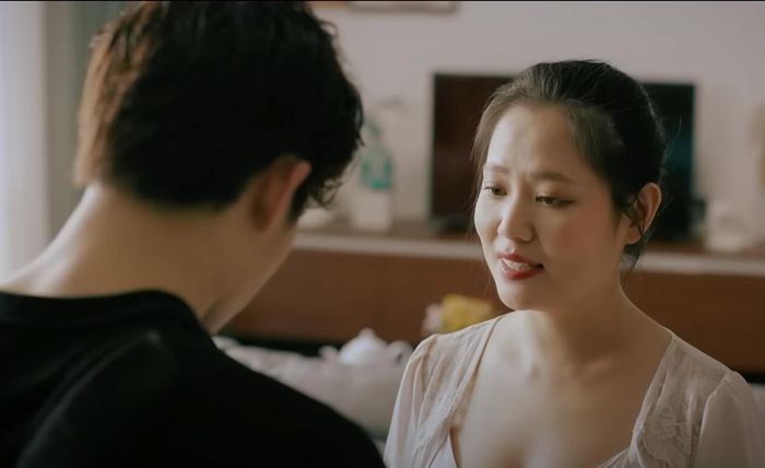 Nữ chính phim Việt độc hại, xấu tính trên giờ vàng-5