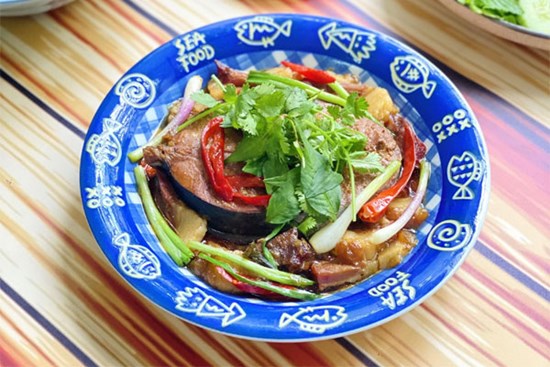 Gợi ý thực đơn cơm tối 3 món đủ từ rau củ tới thịt cá