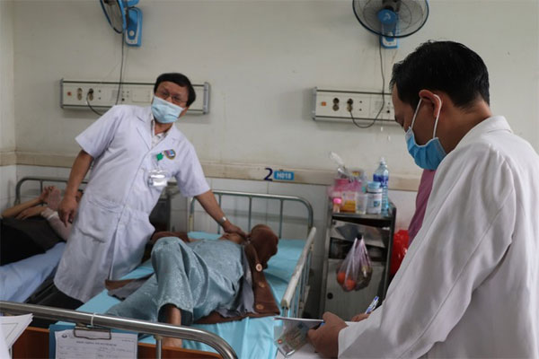 Tai nạn 16 người thương vong ở Quảng Nam: Lời khai của tài xế xe khách-1