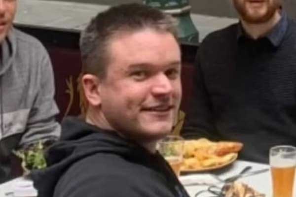 Nữ phục vụ ở Mỹ được tip một chiếc ôtô-4