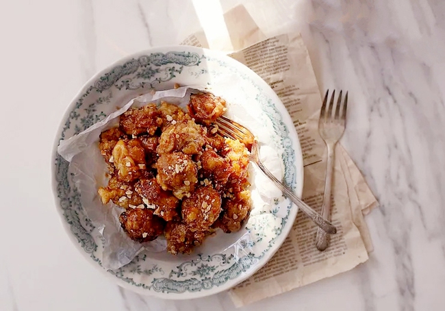 Gà chiên giòn sốt mặn ngọt: Làm đơn giản, càng ăn càng thấy ngon!-6