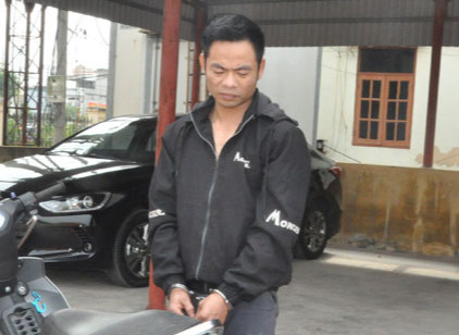 Gã đạo chích chuyên trà trộn vào đám ma, đám cưới trộm cắp-1