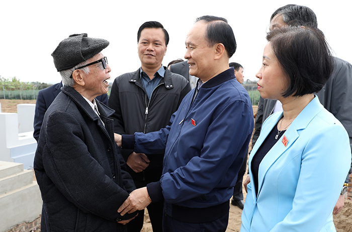 Chủ tịch HĐND Thành phố Nguyễn Ngọc Tuấn khảo sát tiến độ triển khai Dự án đầu tư xây dựng đường Vành đai 4 tại huyện Đan Phượng-1