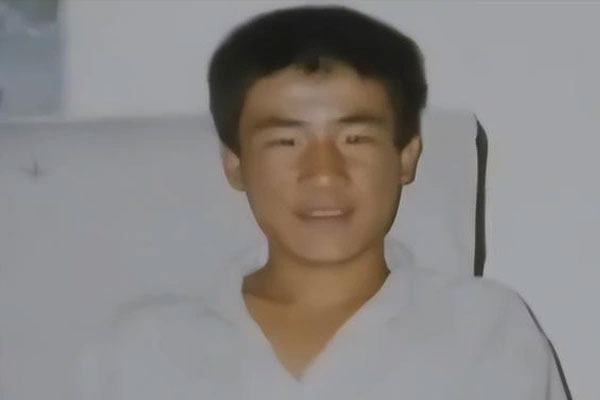 Chàng trai bị xử bắn tội hiếp dâm giết người, 18 năm sau mới được giải oan-1