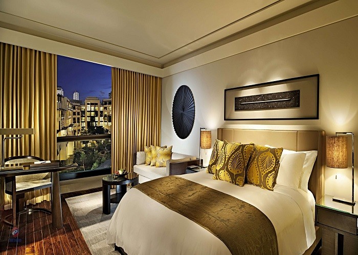 Vì sao nên bật đèn nhà vệ sinh suốt đêm khi ở khách sạn?-1