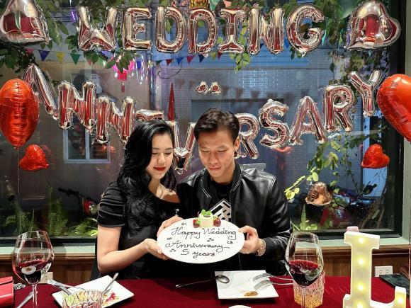 Quế Ngọc Hải tặng quà sớm 8/3, số tiền khiến vợ hoa khôi giật mình-2