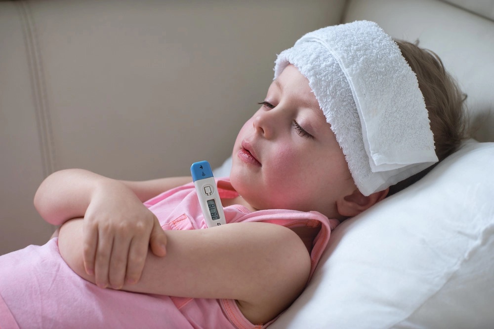 Chuyên gia khoa Nhi hướng dẫn cách sử dụng thuốc hạ sốt an toàn cho trẻ-2
