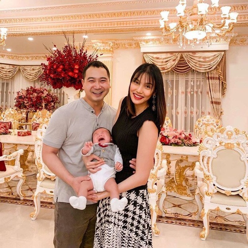 Ngoài dinh thự dát vàng, vợ chồng Lan Khuê giàu cỡ nào?-5