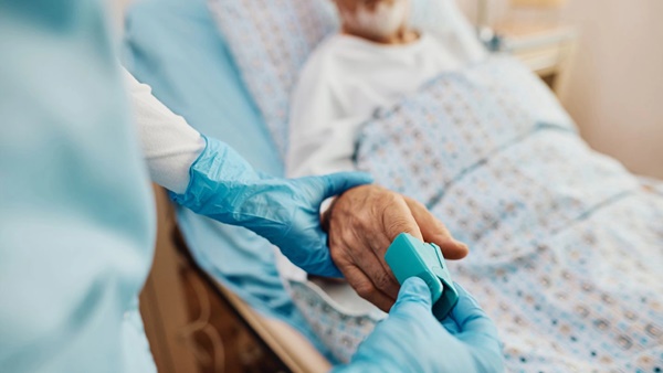 Hội chứng VEXAS khiến người bệnh suy nhược và ốm yếu không chỉ có ở nam giới-2