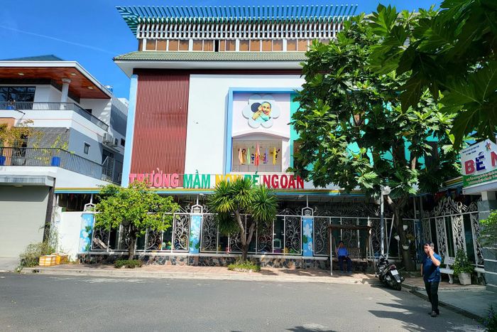 Bé trai 2 tuổi tử vong tại trường, hiệu trưởng nói do bệnh lý-1