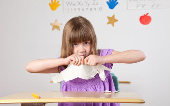 Trẻ có 3 tật xấu này, cha mẹ đừng vội sửa, coi chừng kìm hãm sự phát triển của trẻ-3